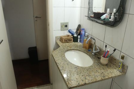Apartamento à venda com 100m², 3 quartos e 2 vagasBanheiro da Suíte 