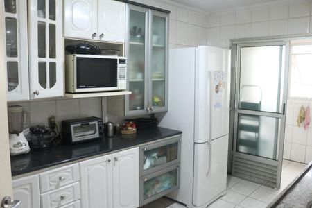Apartamento à venda com 100m², 3 quartos e 2 vagasCozinha