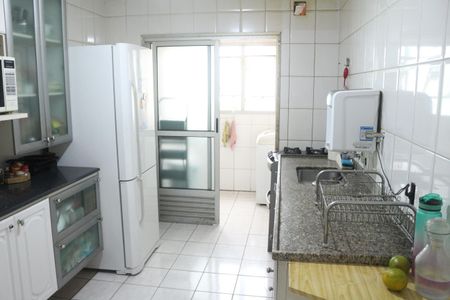 Apartamento à venda com 100m², 3 quartos e 2 vagasCozinha