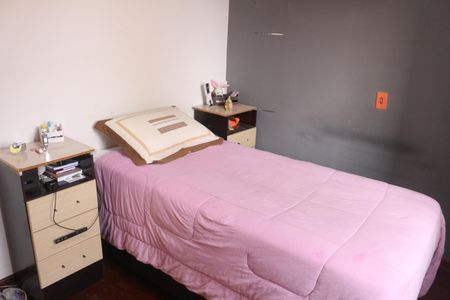 Apartamento à venda com 100m², 3 quartos e 2 vagasQuarto 1