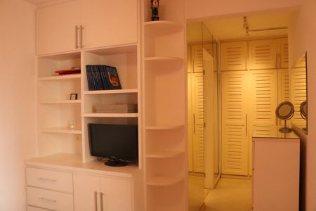 Apartamento à venda com 127m², 3 quartos e 2 vagasSuíte