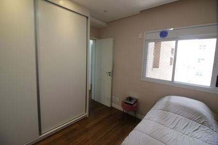 Apartamento à venda com 137m², 3 quartos e 2 vagasQuarto 