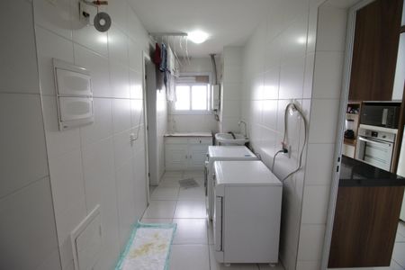 Apartamento à venda com 137m², 3 quartos e 2 vagasÁrea de Serviço