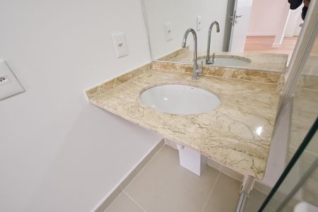 Apartamento à venda com 40m², 1 quarto e sem vaga Apartamento à venda com 40m², 1 quarto e sem vagaBanheiro Social