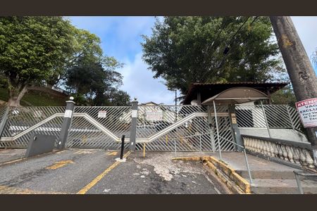 Apartamento à venda com 60m², 2 quartos e 1 vaga Apartamento à venda com 60m², 2 quartos e 1 vagaFachada