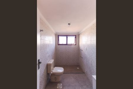 Apartamento à venda com 130m², 3 quartos e 4 vagas Apartamento à venda com 130m², 3 quartos e 4 vagasBanheiro da Suíte