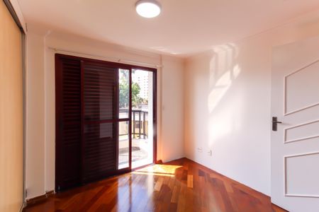 Apartamento à venda com 130m², 3 quartos e 4 vagas Apartamento à venda com 130m², 3 quartos e 4 vagasQuarto 2
