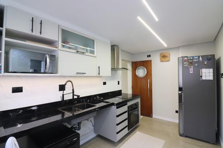 Apartamento à venda com 90m², 3 quartos e 2 vagasCozinha e Área de Serviço