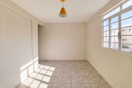 Apartamento à venda com 51m², 2 quartos e 1 vaga Apartamento à venda com 51m², 2 quartos e 1 vagaSala