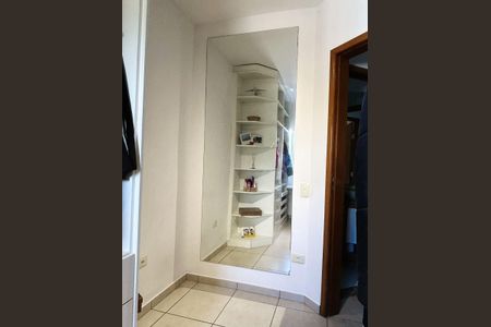 Apartamento à venda com 45m², 2 quartos e 1 vagaCloset