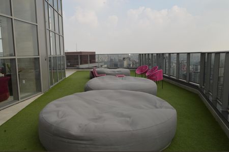 Apartamento à venda com 18m², 1 quarto e sem vagaTerraço