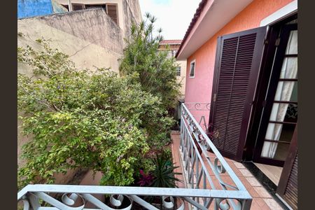 Casa à venda com 206m², 3 quartos e 2 vagas Casa à venda com 206m², 3 quartos e 2 vagasQuarto Suíte 2
