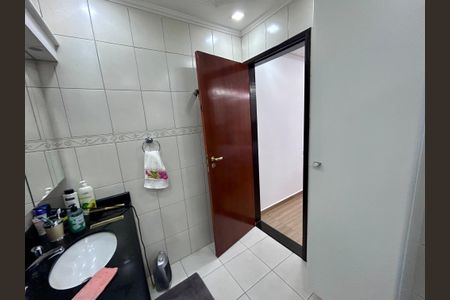 Casa à venda com 206m², 3 quartos e 2 vagas Casa à venda com 206m², 3 quartos e 2 vagasBanheiro da Suíte 1