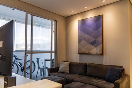 Apartamento à venda com 136m², 3 quartos e 2 vagas Apartamento à venda com 136m², 3 quartos e 2 vagasSala 2