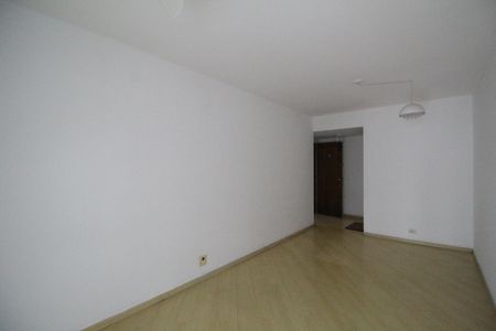 Sala de apartamento para alugar com 2 quartos, 87m² em Barra da Tijuca, Rio de Janeiro