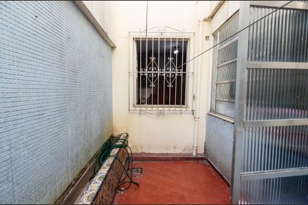 Casa à venda com 102m², 3 quartos e sem vagaÁrea de Serviço