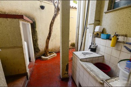 Casa à venda com 102m², 3 quartos e sem vagaÁrea de Serviço