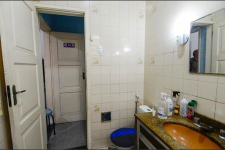 Casa à venda com 102m², 3 quartos e sem vagaBanheiro 1