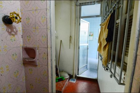 Casa à venda com 102m², 3 quartos e sem vagaBanheiro de Serviço