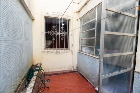 Casa à venda com 102m², 3 quartos e sem vagaÁrea de Serviço