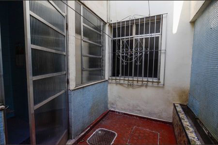 Casa à venda com 102m², 3 quartos e sem vagaÁrea de Serviço