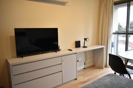 Studio à venda com 26m², 0 quarto e sem vaga Studio à venda com 26m², 0 quarto e sem vagaStudio