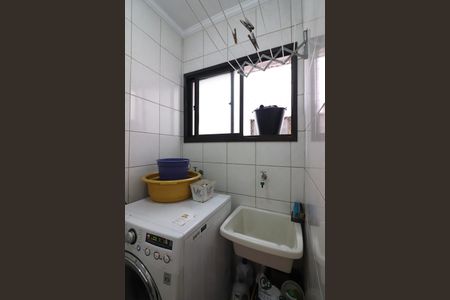 Apartamento para alugar com 67m², 3 quartos e 1 vagaÁrea de Serviço