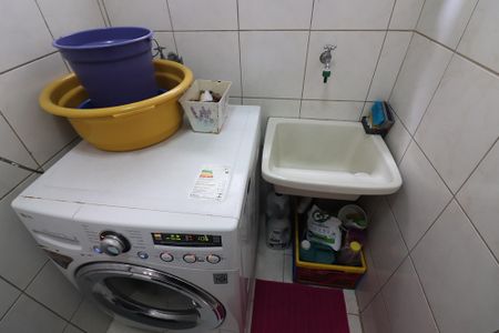 Apartamento para alugar com 67m², 3 quartos e 1 vagaÁrea de Serviço