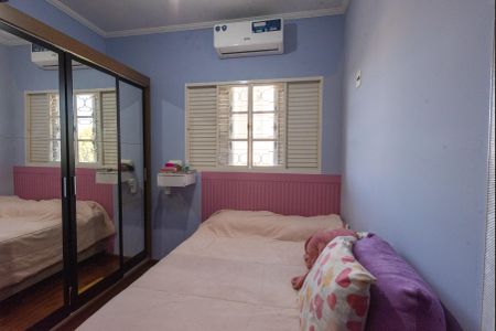 Casa à venda com 200m², 4 quartos e 2 vagasQuarto 2