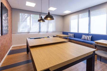 Apartamento para alugar com 32m², 1 quarto e sem vaga Apartamento para alugar com 32m², 1 quarto e sem vagaÁrea comum - Salão de Jogos