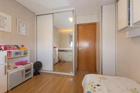 Apartamento à venda com 115m², 3 quartos e 2 vagasQuarto 2