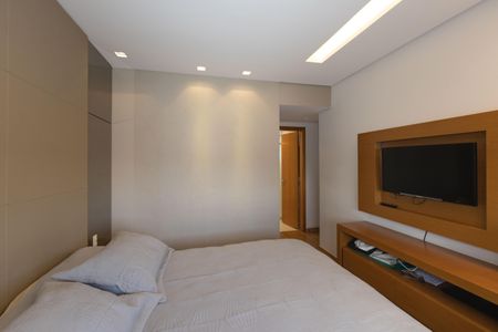 Apartamento à venda com 115m², 3 quartos e 2 vagasSuíte