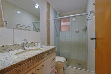 Apartamento à venda com 124m², 3 quartos e 2 vagas Apartamento à venda com 124m², 3 quartos e 2 vagasBanheiro