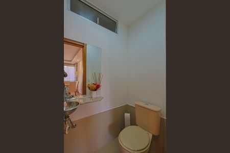 Apartamento à venda com 124m², 3 quartos e 2 vagas Apartamento à venda com 124m², 3 quartos e 2 vagasLavabo