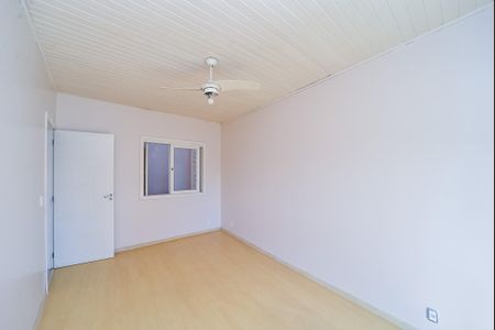 Casa à venda com 243m², 5 quartos e 3 vagas Casa à venda com 243m², 5 quartos e 3 vagasQuarto 3