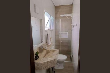 Casa à venda com 280m², 4 quartos e sem vaga Casa à venda com 280m², 4 quartos e sem vagaBanheiro