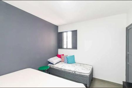 Casa à venda com 200m², 3 quartos e 1 vaga Casa à venda com 200m², 3 quartos e 1 vagaQuarto