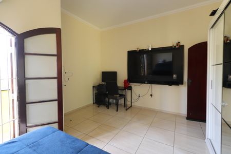 Casa à venda com 450m², 4 quartos e 6 vagasQuarto 1