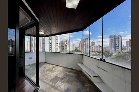 Apartamento à venda com 160m², 3 quartos e 3 vagasSacada