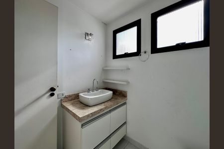 Apartamento à venda com 160m², 3 quartos e 3 vagasBanheiro Suíte 1