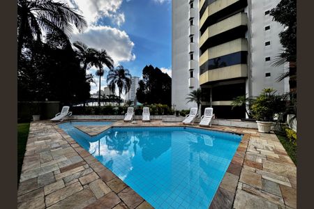 Apartamento à venda com 160m², 3 quartos e 3 vagasPiscina