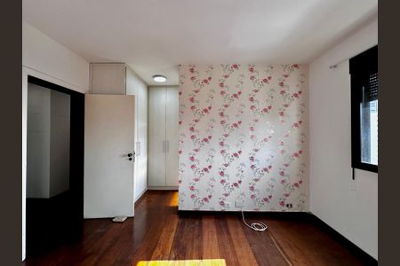 Apartamento à venda com 160m², 3 quartos e 3 vagasSuíte 2