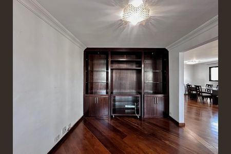 Apartamento à venda com 160m², 3 quartos e 3 vagasSala