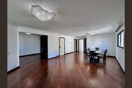 Apartamento à venda com 160m², 3 quartos e 3 vagasSala