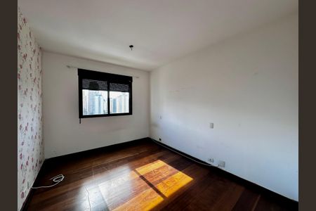 Apartamento à venda com 160m², 3 quartos e 3 vagasSuíte 2