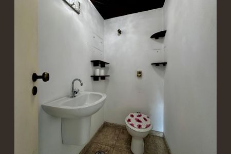 Apartamento à venda com 160m², 3 quartos e 3 vagasLavabo