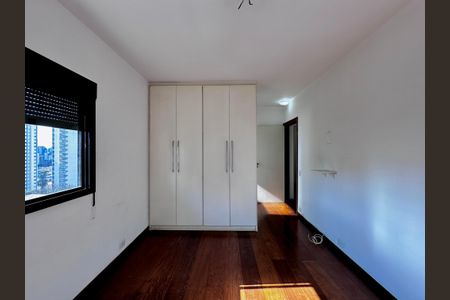 Apartamento à venda com 160m², 3 quartos e 3 vagasSuíte 1