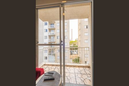 Sacada de apartamento à venda com 2 quartos, 48m² em Santa Maria, Osasco