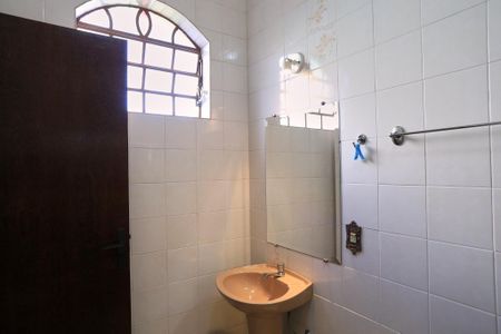Casa à venda com 360m², 4 quartos e 5 vagas Casa à venda com 360m², 4 quartos e 5 vagasBanheiro da Suíte 1
