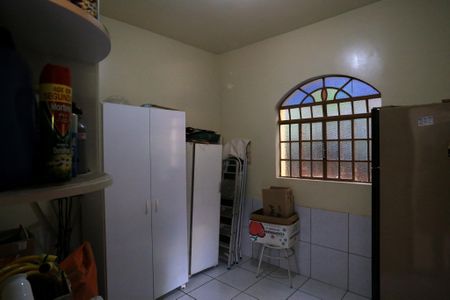 Casa à venda com 360m², 4 quartos e 5 vagas Casa à venda com 360m², 4 quartos e 5 vagasQuarto de Serviço